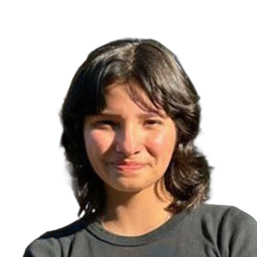 Headshot of Isabella Garcia